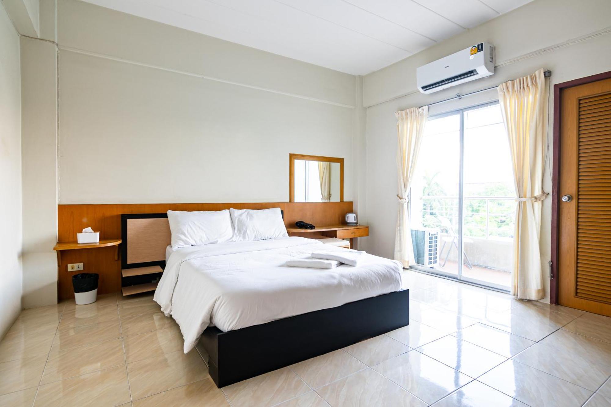 โกอินน์ สนามบินสุวรรณภูมิ Go Inn Suvarnabhumi Airport Bangkok Exteriör bild