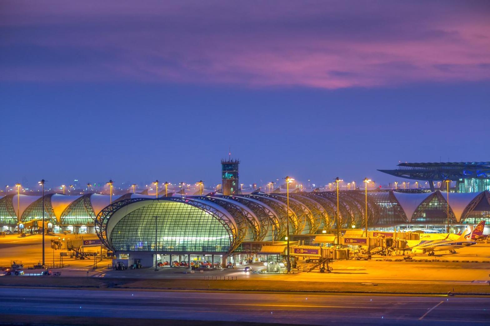 โกอินน์ สนามบินสุวรรณภูมิ Go Inn Suvarnabhumi Airport Bangkok Exteriör bild